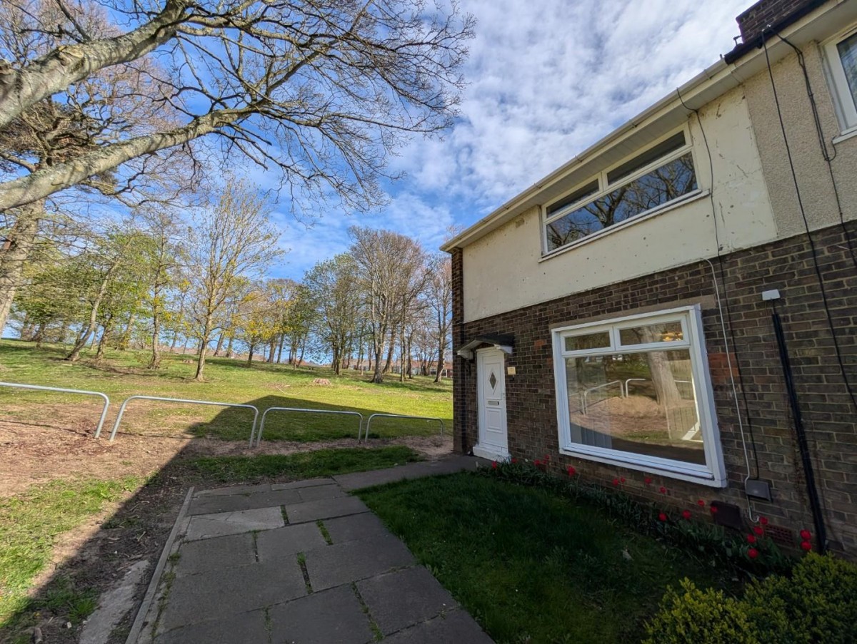 Manor Way, Peterlee, County Durham, SR8 5RS