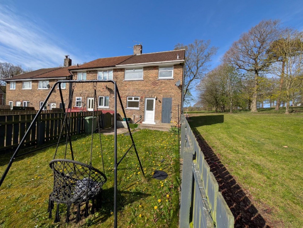 Manor Way, Peterlee, County Durham, SR8 5RS