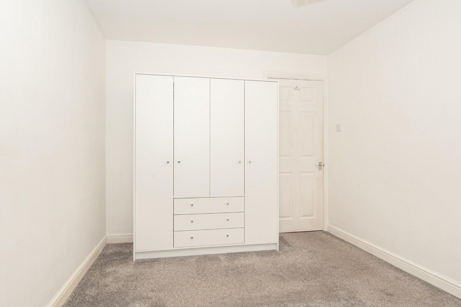 Queens Drive, Off Cemetery Road, Pudsey, LS28 7HL