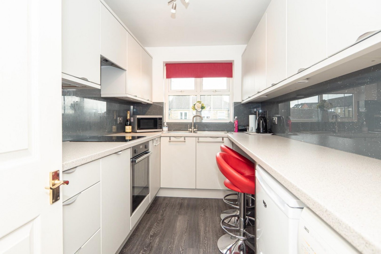 Queens Drive, Off Cemetery Road, Pudsey, LS28 7HL