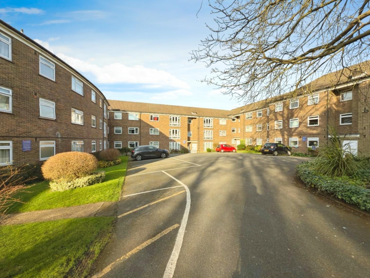 Addiscombe Road, Croydon, CR0 5PD