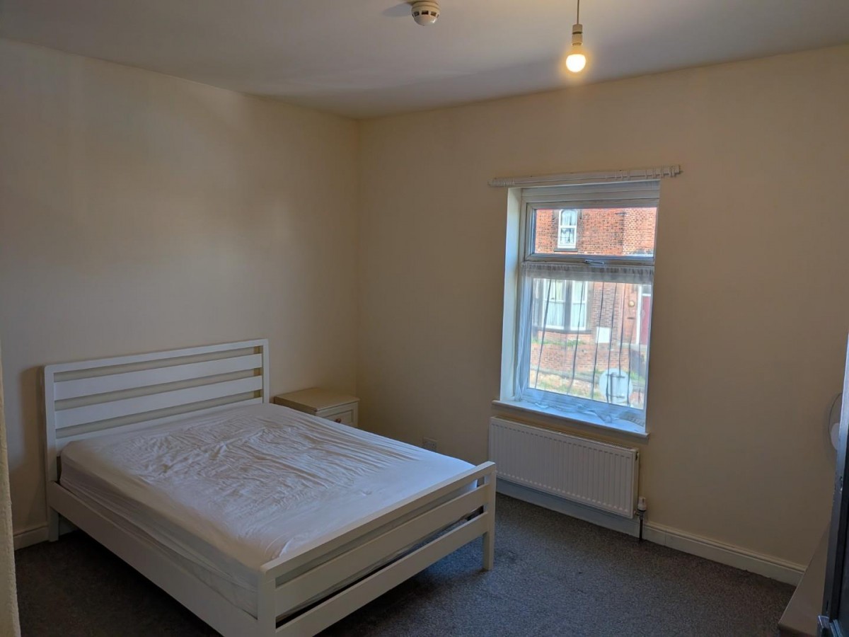 Cross Street, Chesterfield