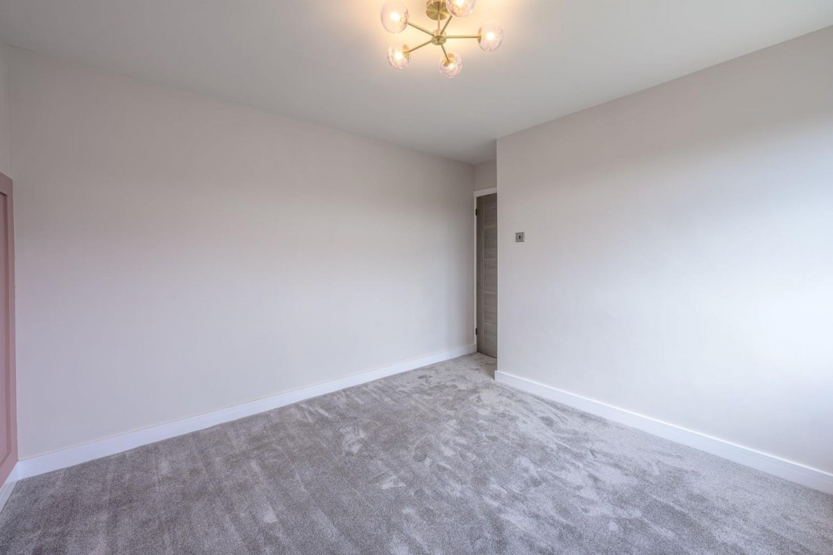 Coleridge Rise, The Straits