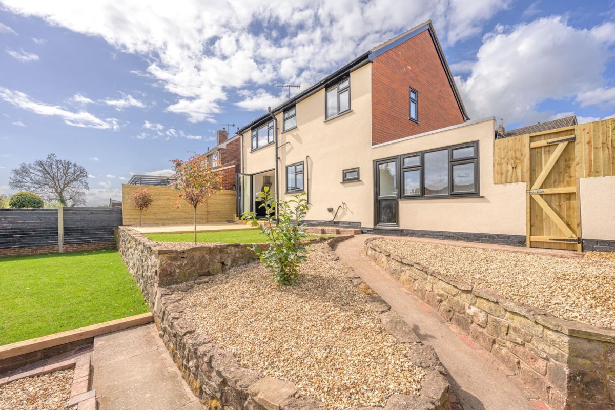 Coleridge Rise, The Straits