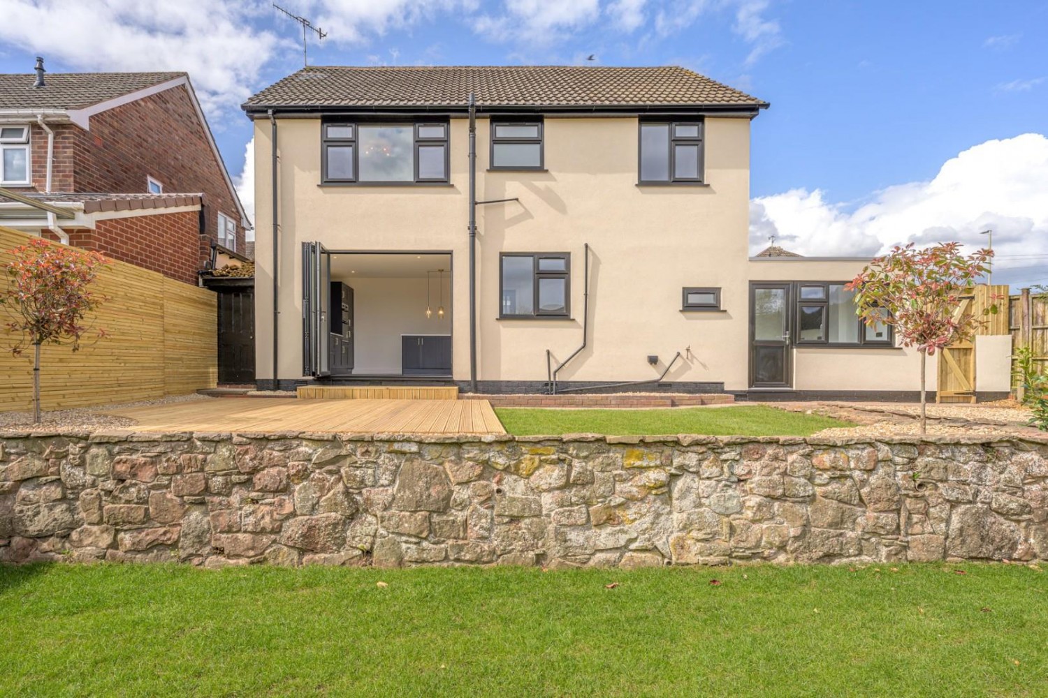 Coleridge Rise, The Straits