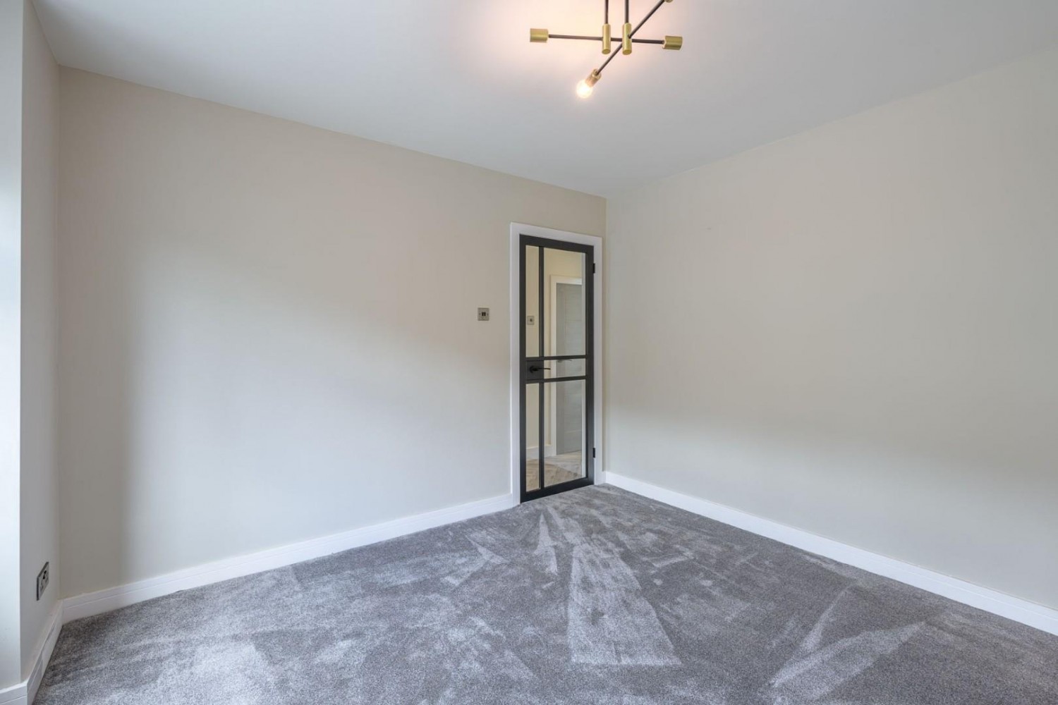 Coleridge Rise, The Straits