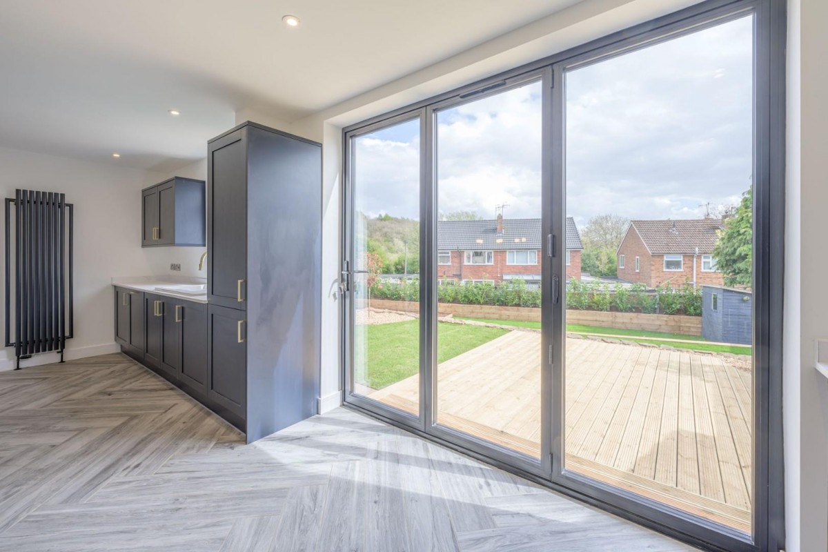 Coleridge Rise, The Straits