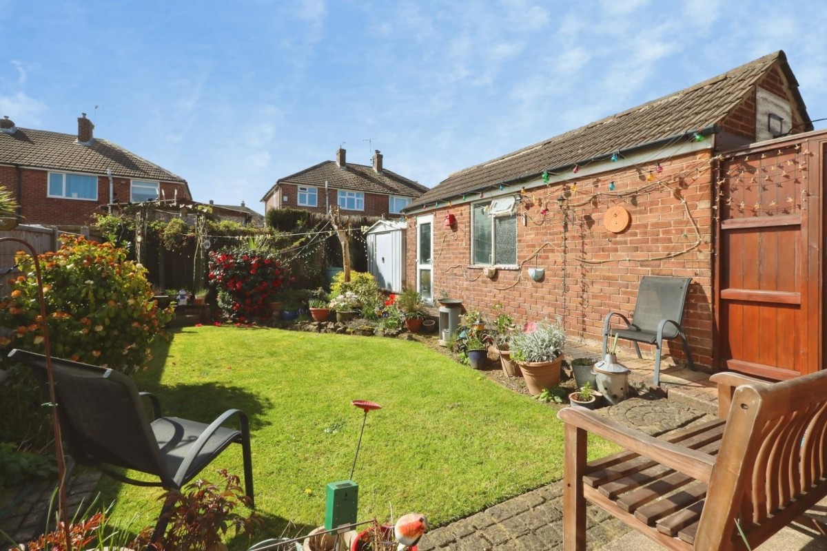 Fir Tree Drive, Wales, Sheffield