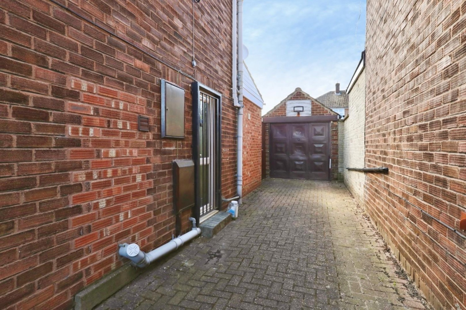 Fir Tree Drive, Wales, Sheffield