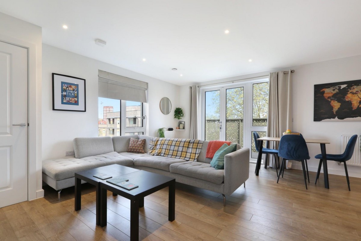 Broome Way, London, SE5