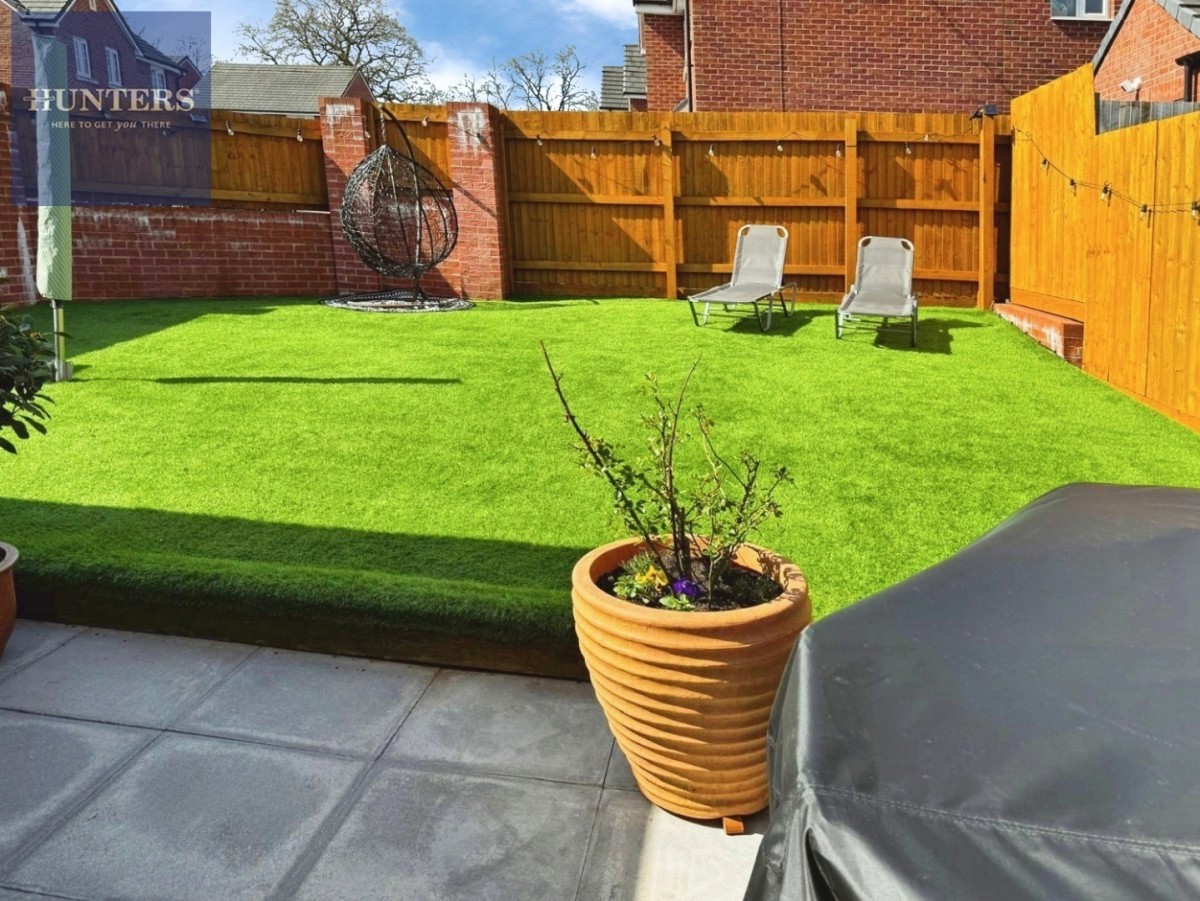 Maes Cantref, Llanilid, Pontyclun