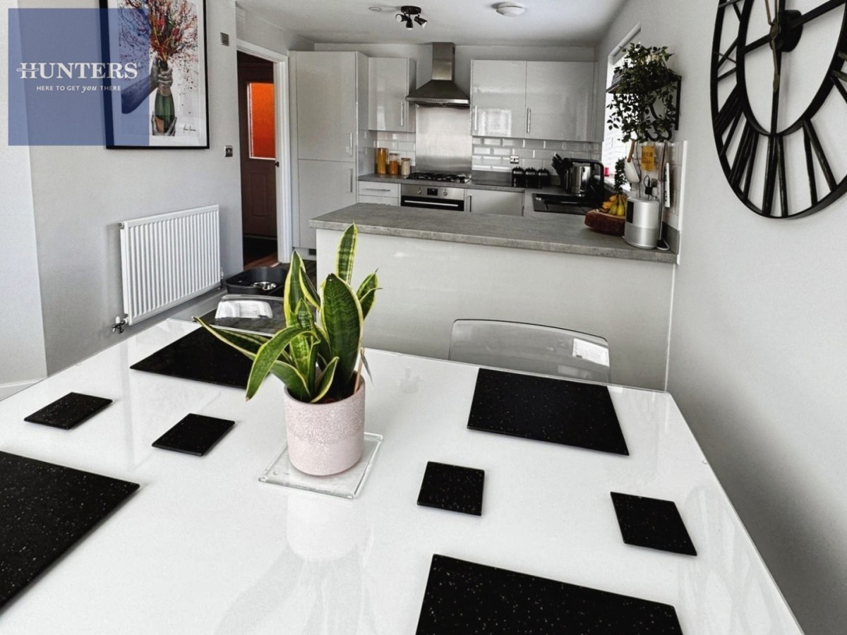 Maes Cantref, Llanilid, Pontyclun