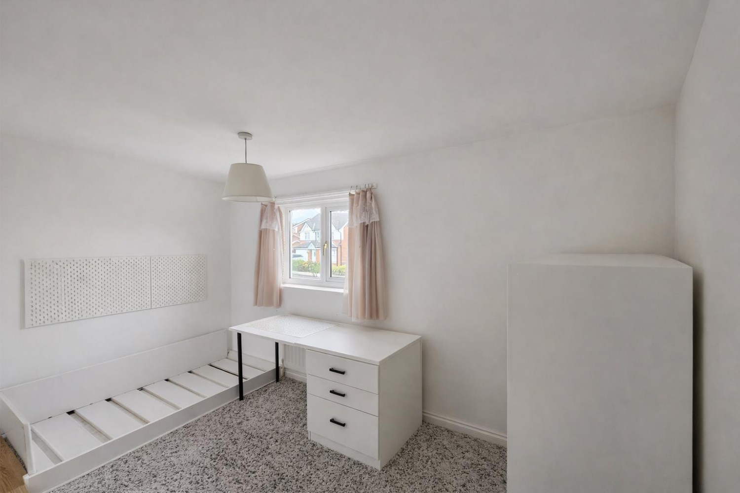 Redewood Close, Newcastle Upon Tyne, NE5