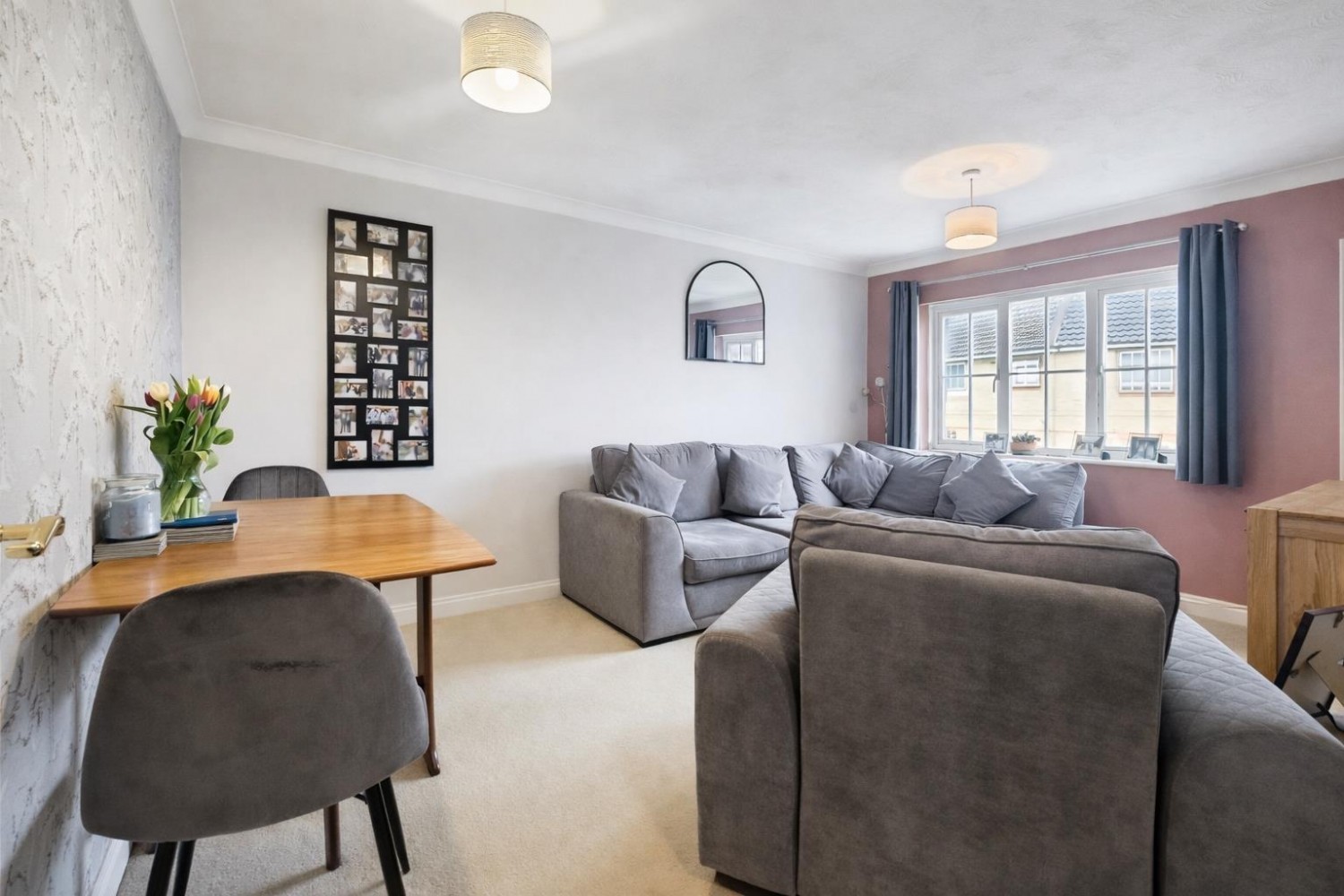 Guernsey Way, Kennington, Ashford