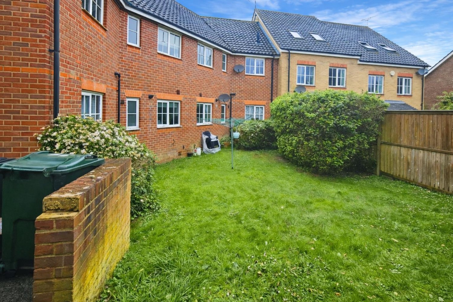 Guernsey Way, Kennington, Ashford