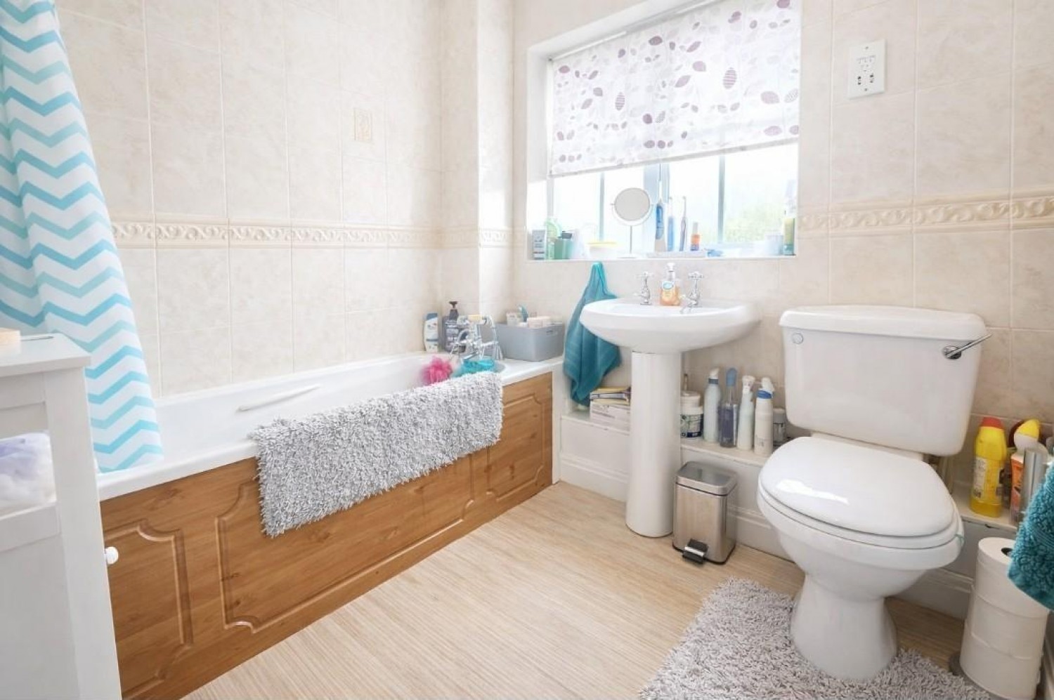 Guernsey Way, Kennington, Ashford