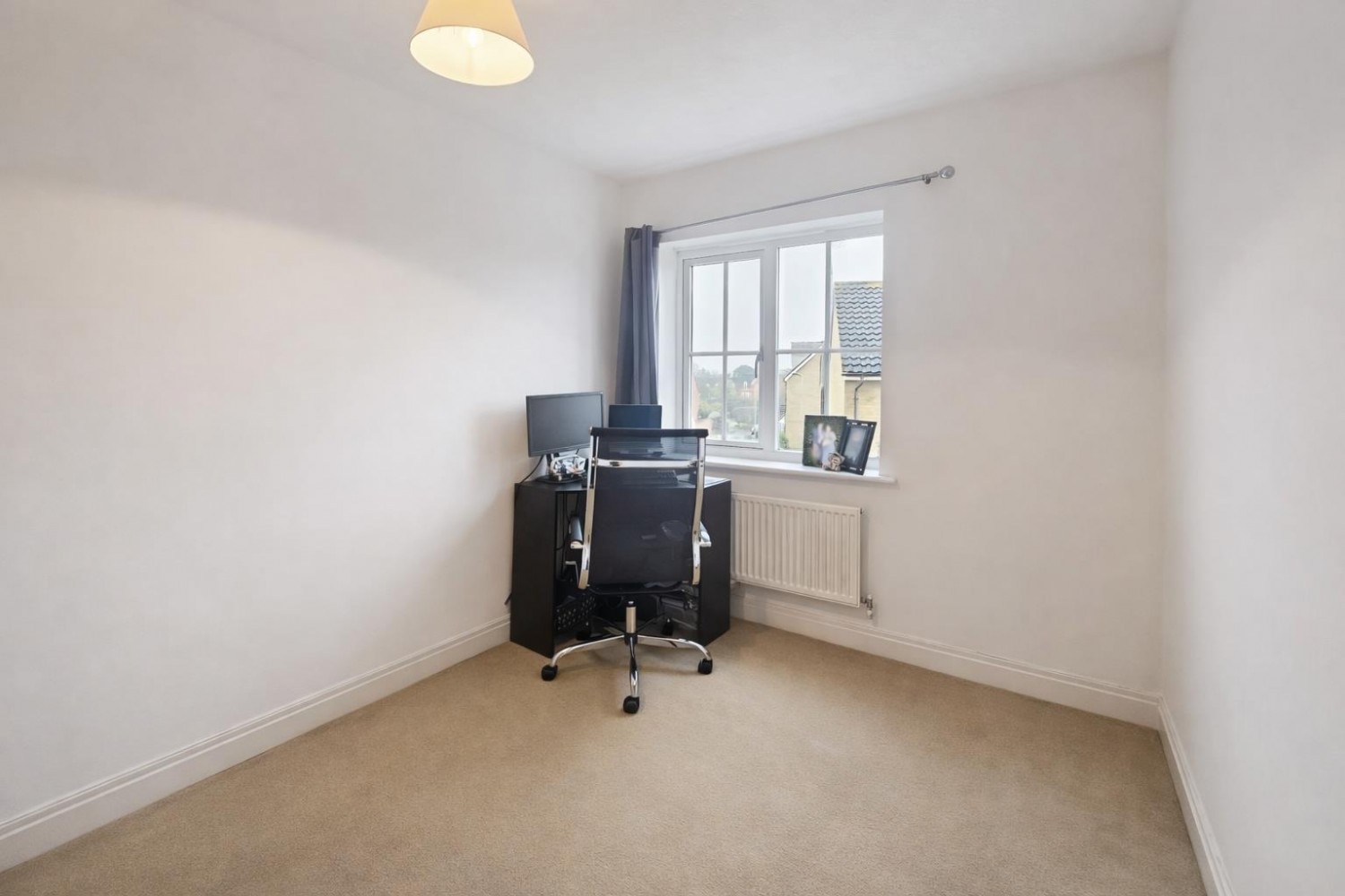 Guernsey Way, Kennington, Ashford
