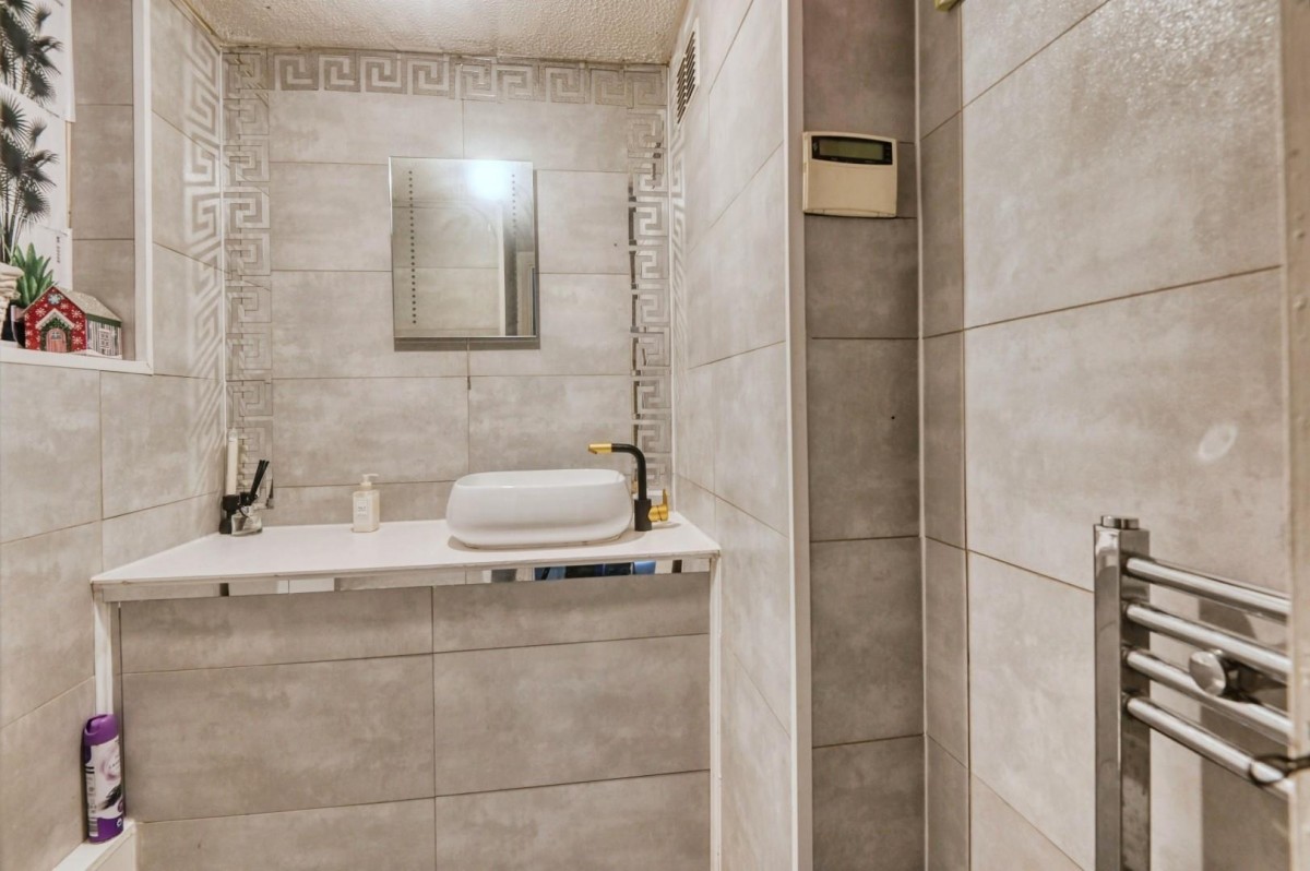 Gleneagles, Tamworth