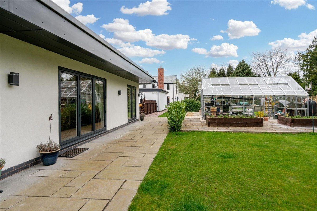 Twemlow Lane, Cranage, Crewe