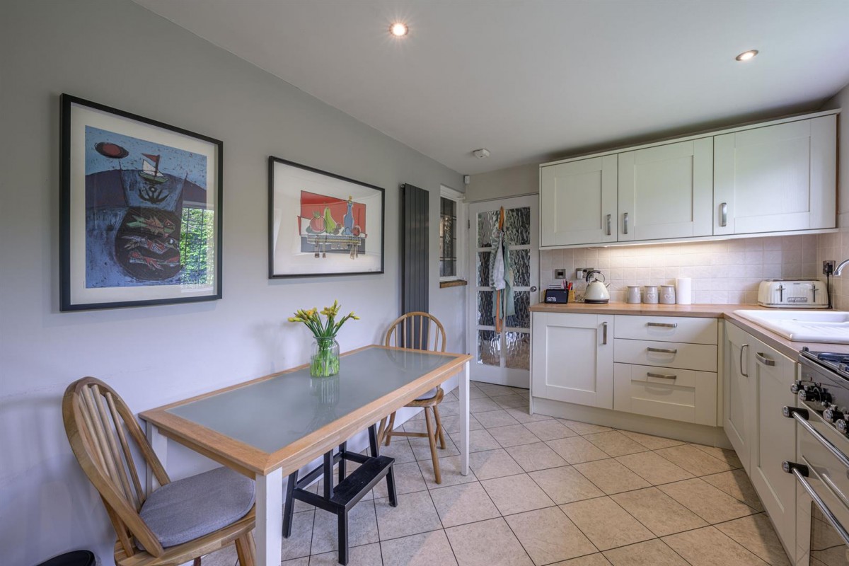 Field House, Oldnall Close, Stourbridge, DY9 8XH