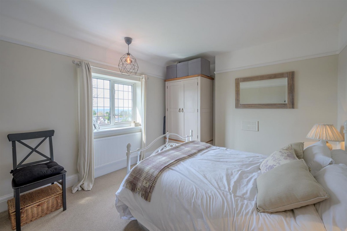 Field House, Oldnall Close, Stourbridge, DY9 8XH