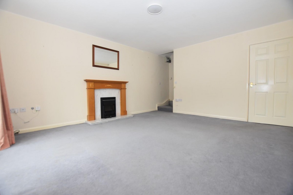 Greenway, Wingerworth, Chesterfield, S42 6NW