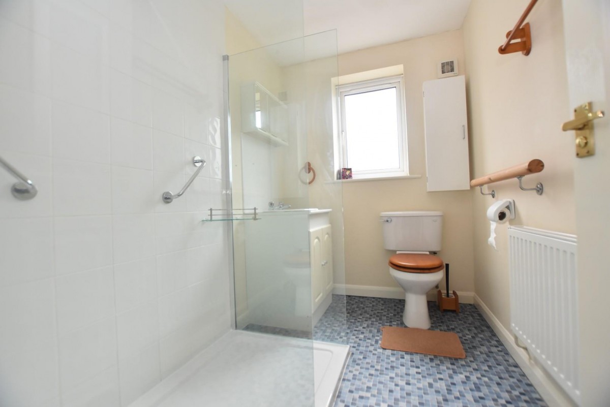 Greenway, Wingerworth, Chesterfield, S42 6NW