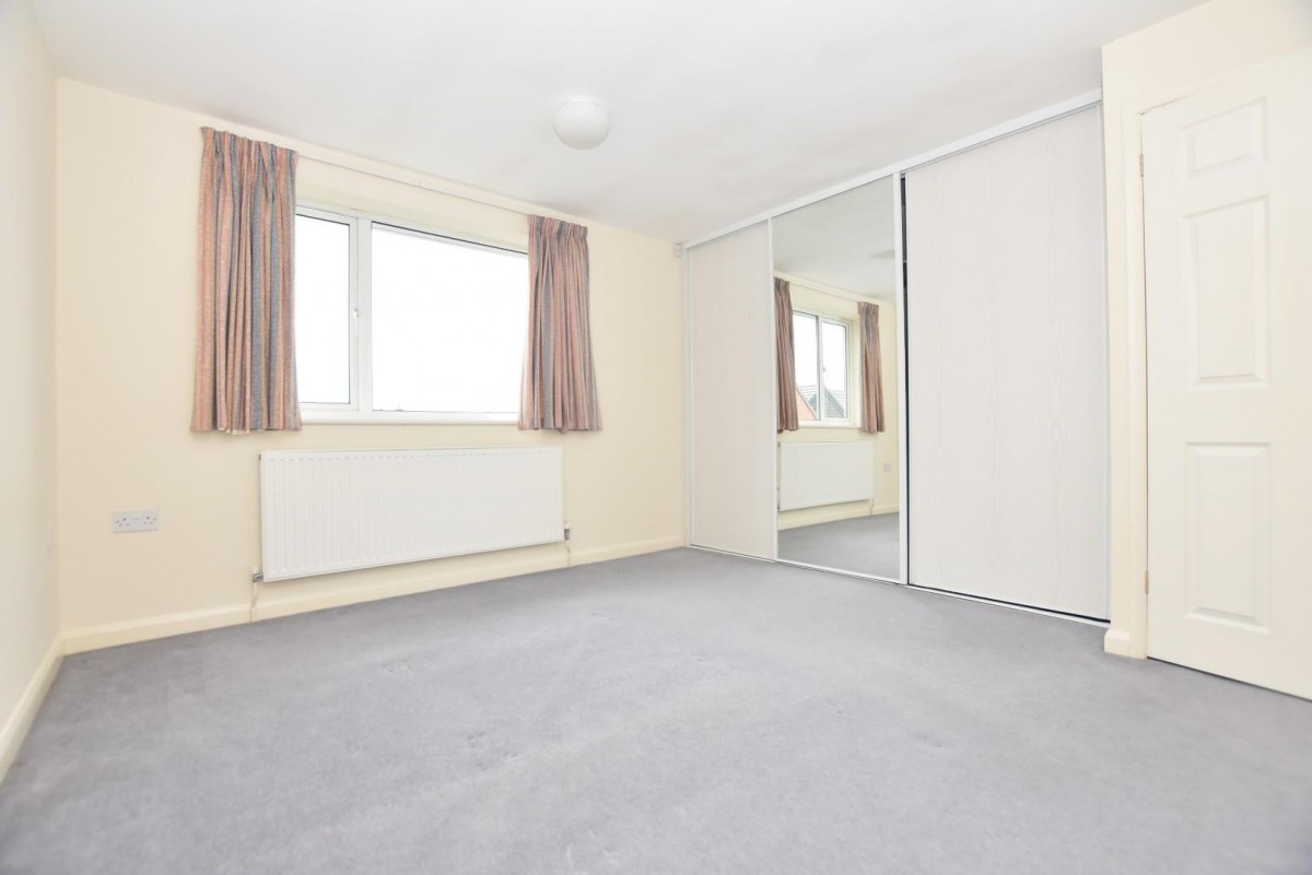 Greenway, Wingerworth, Chesterfield, S42 6NW