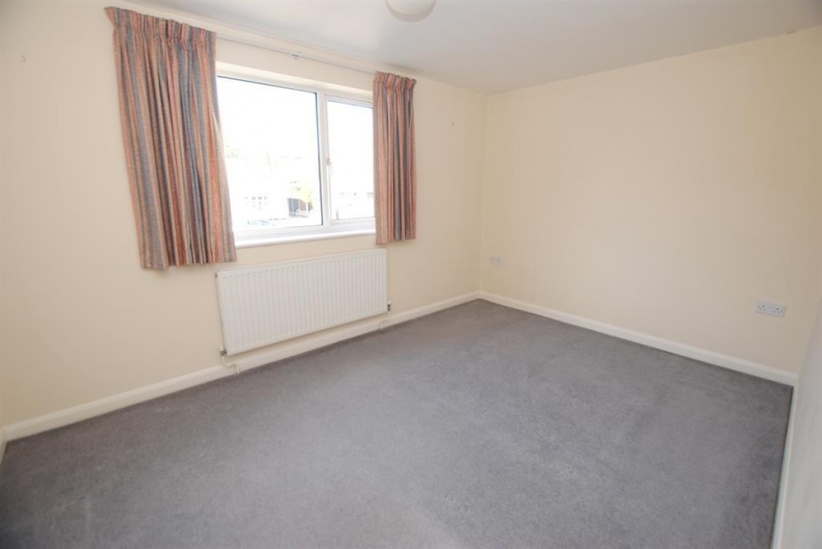 Greenway, Wingerworth, Chesterfield, S42 6NW