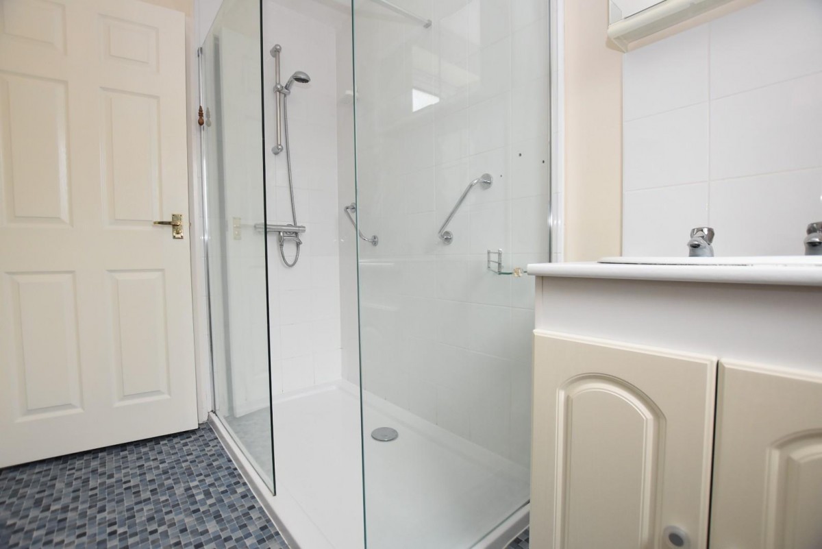 Greenway, Wingerworth, Chesterfield, S42 6NW