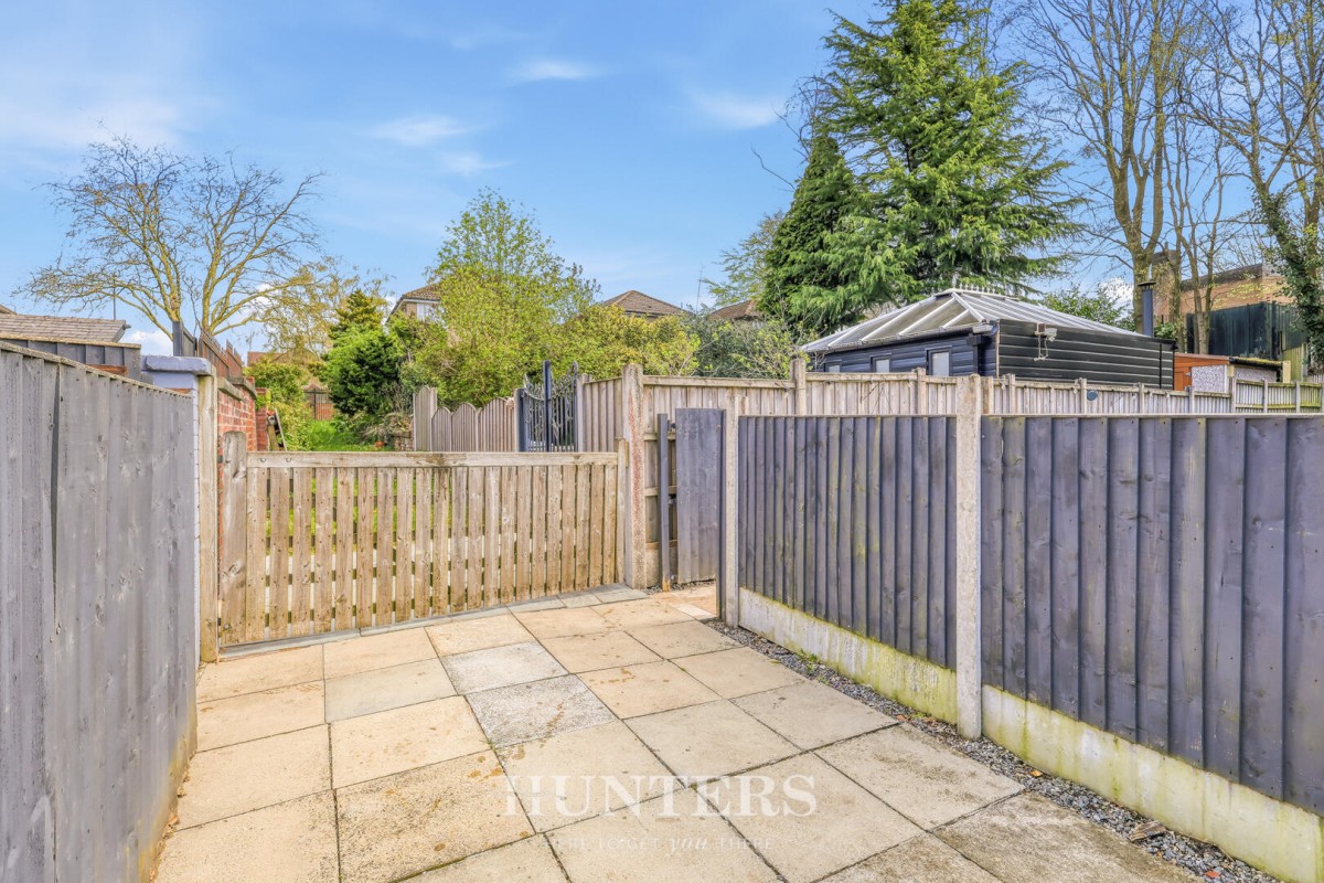 Rochdale Road, Middleton, Manchester, M24