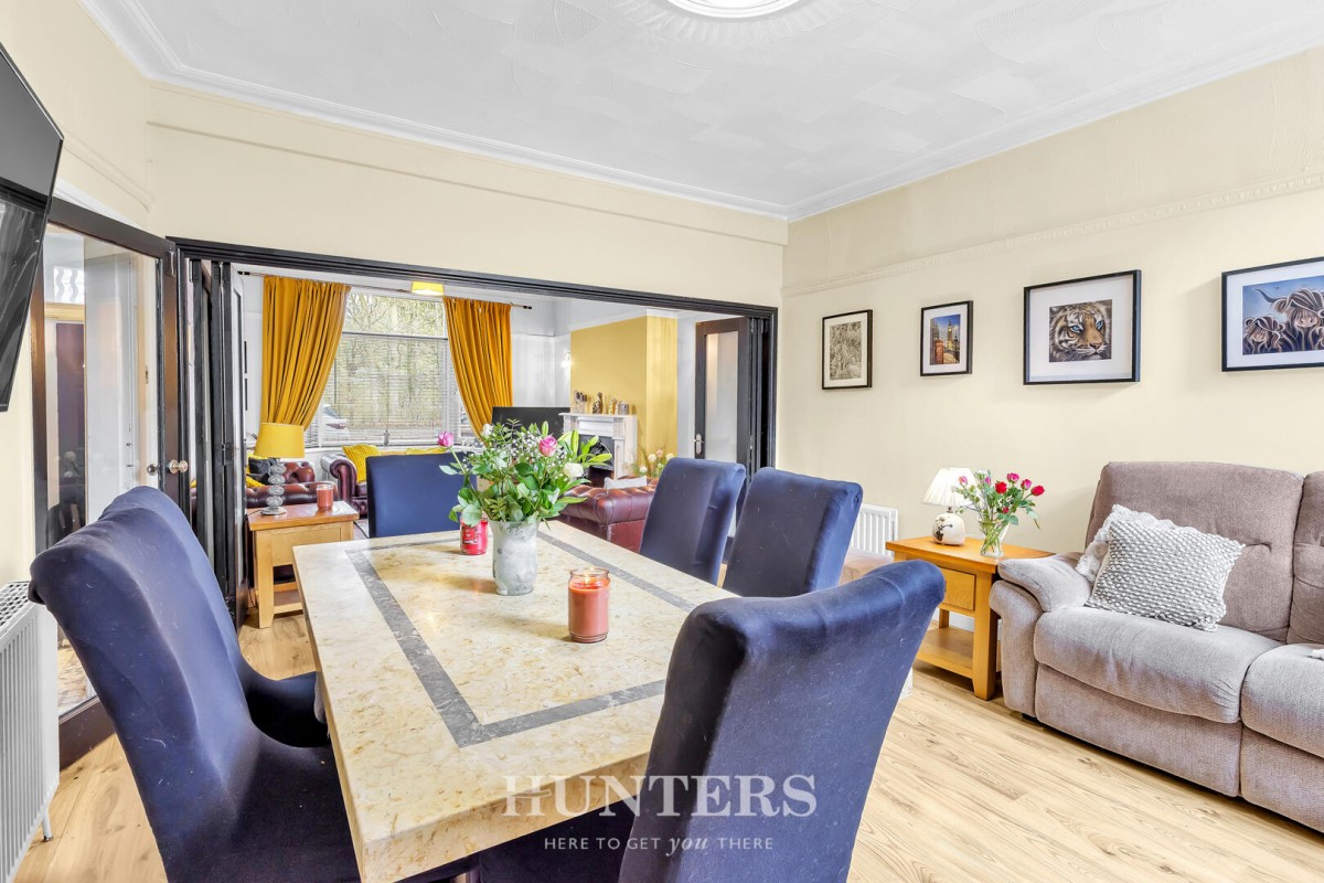 Rochdale Road, Middleton, Manchester, M24