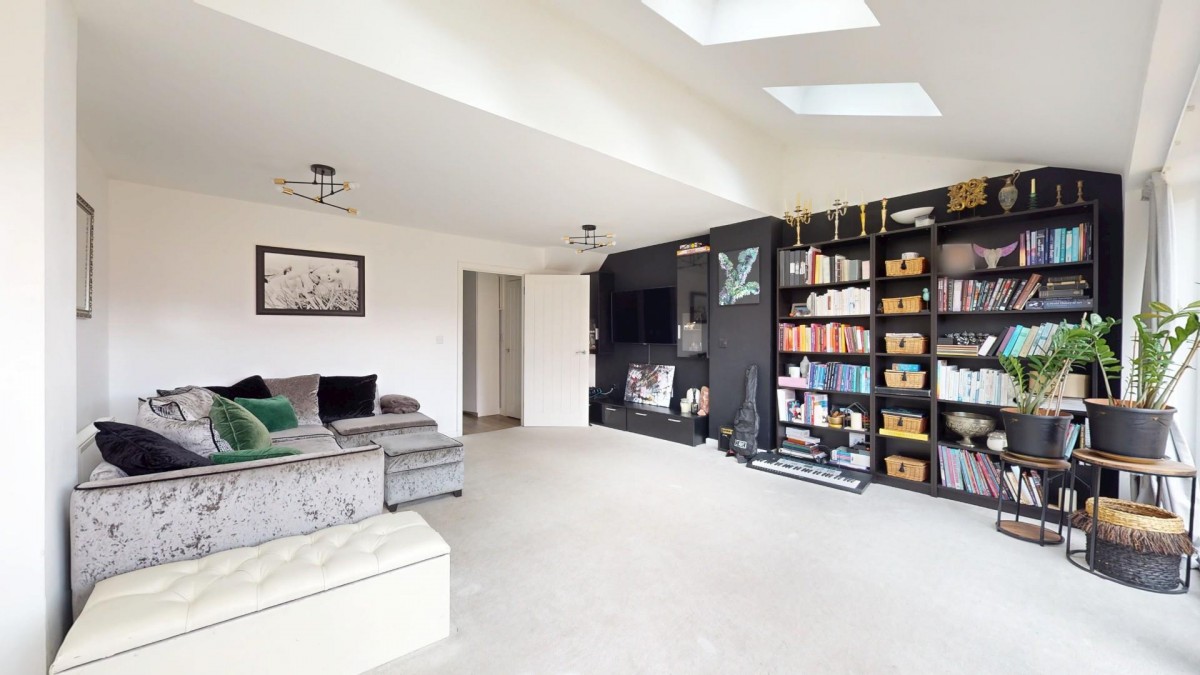 Marlowe Close, Northfleet, Gravesend, DA11