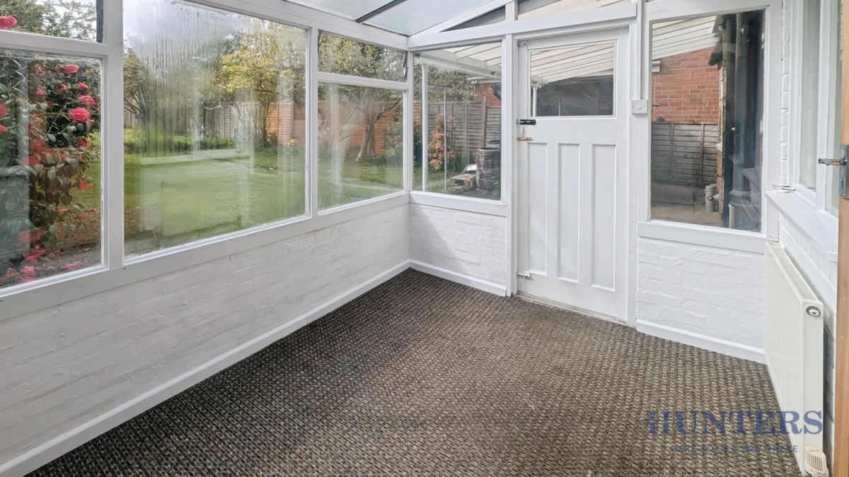 Leam Crescent, Solihull B92 8PD