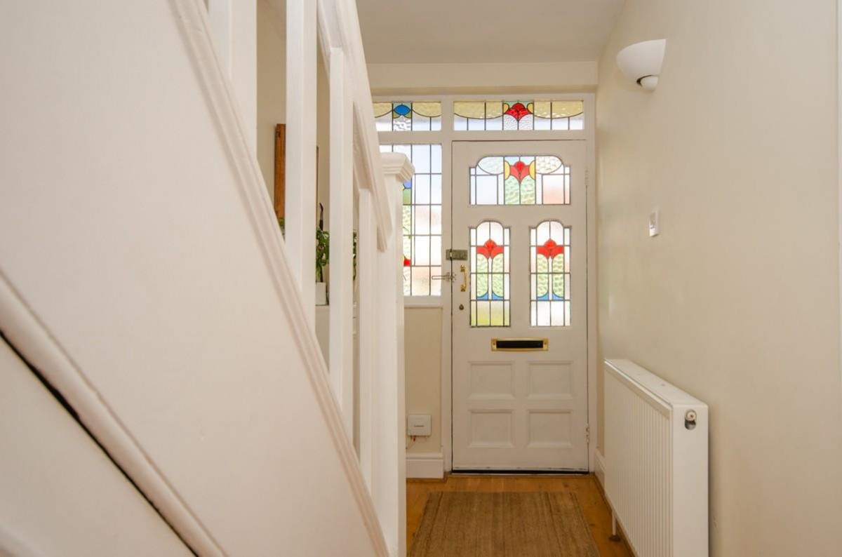 Cleeve Avenue, Downend, Bristol, BS16 6BT