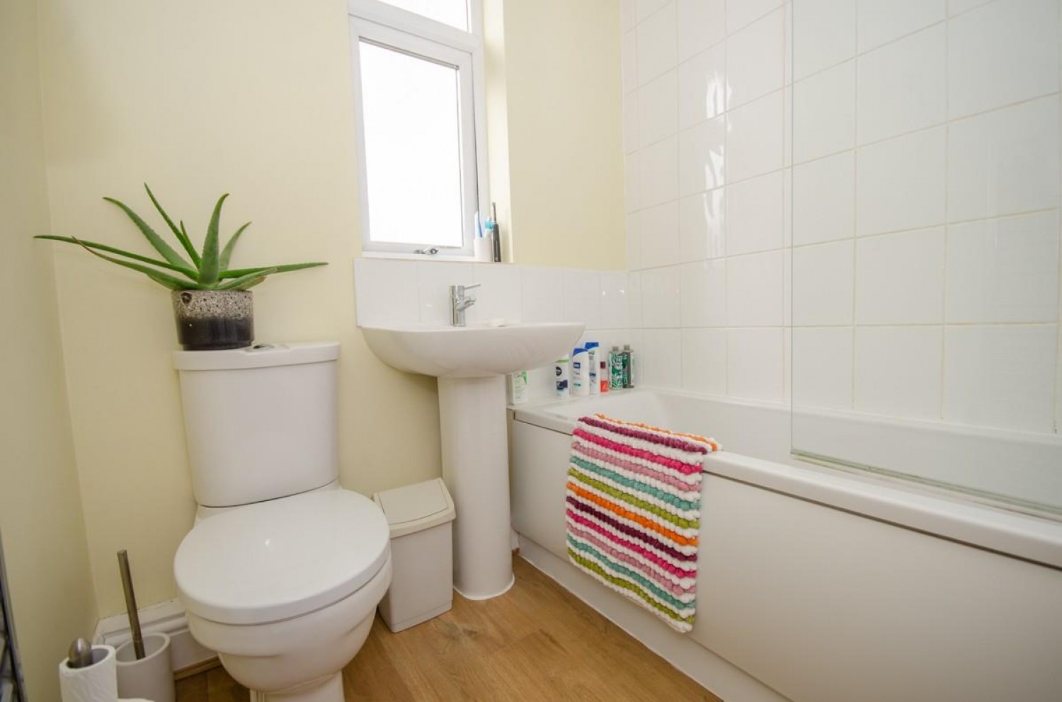 Cleeve Avenue, Downend, Bristol, BS16 6BT