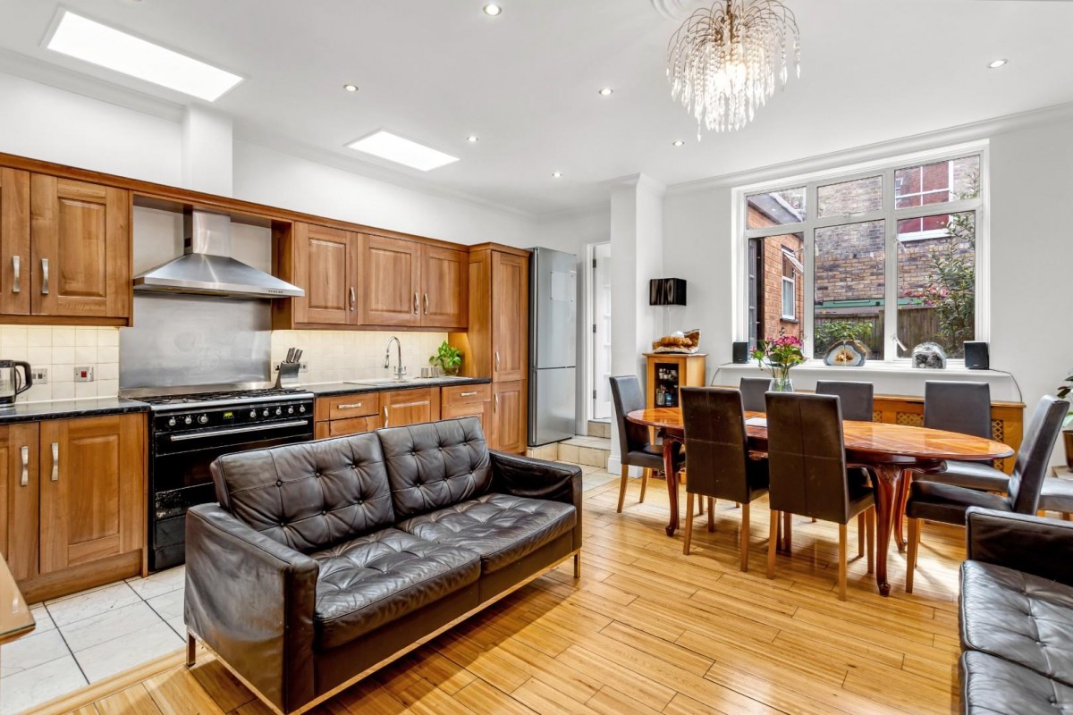 Carysfort Road, London, N16