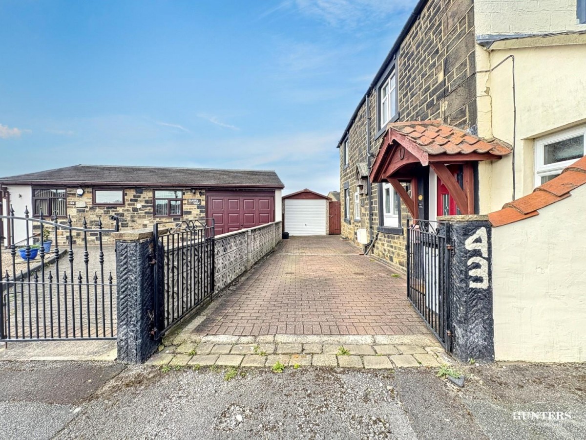 Cresswell Lane, Dewsbury