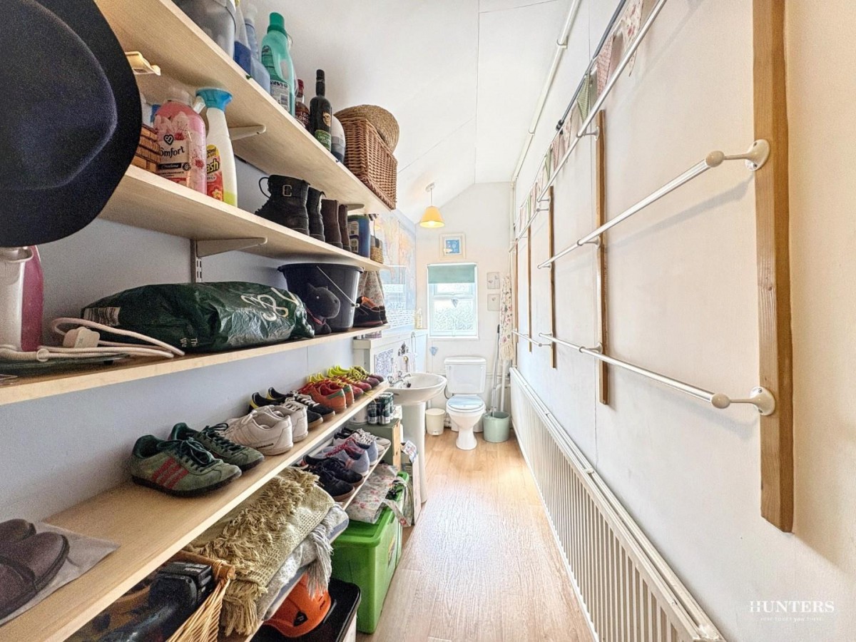 Cresswell Lane, Dewsbury