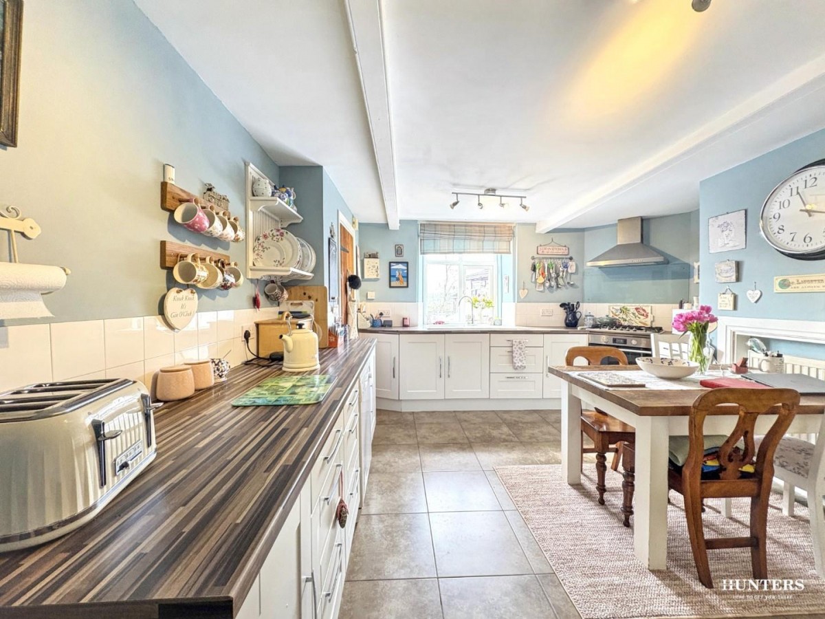 Cresswell Lane, Dewsbury