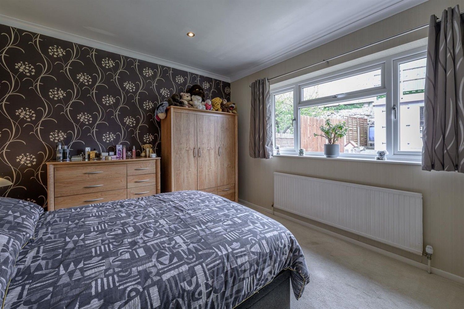 Oakfield Close, Stourbridge, DY8 4BE