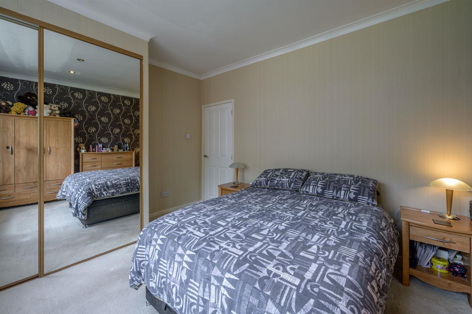 Oakfield Close, Stourbridge, DY8 4BE