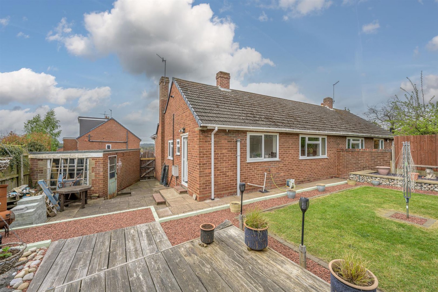 Oakfield Close, Stourbridge, DY8 4BE