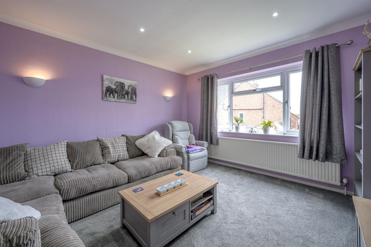 Oakfield Close, Stourbridge, DY8 4BE