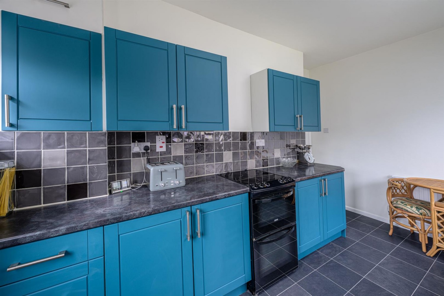 Oakfield Close, Stourbridge, DY8 4BE