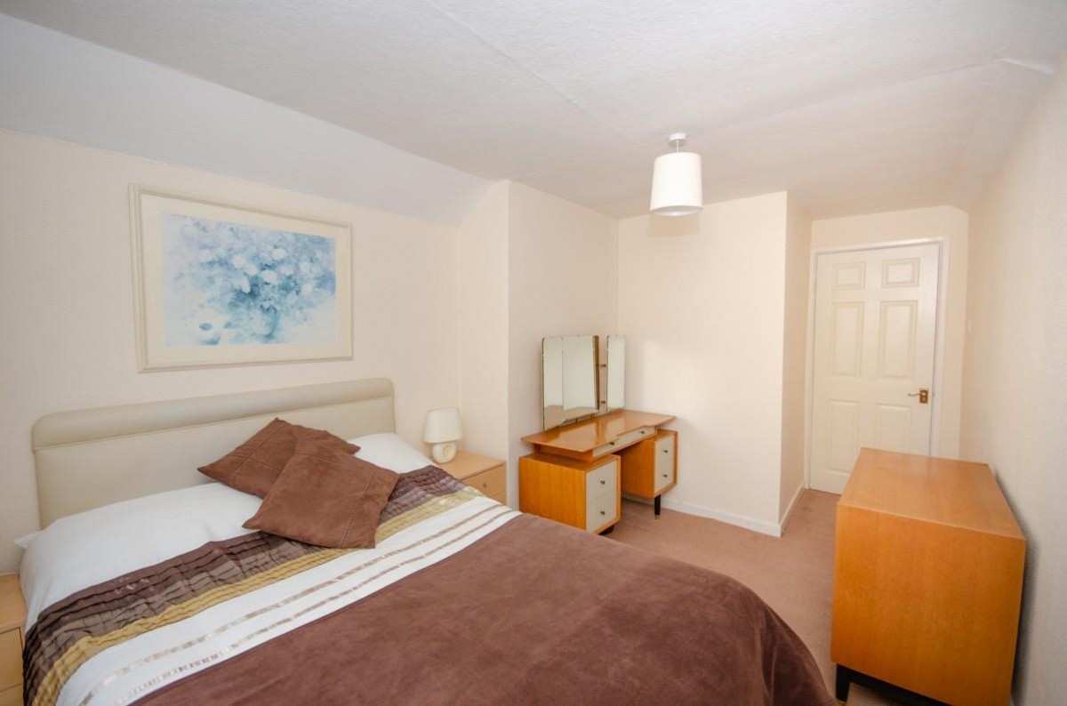 Blackhorse Lane, Downend, Bristol, BS16 6TT