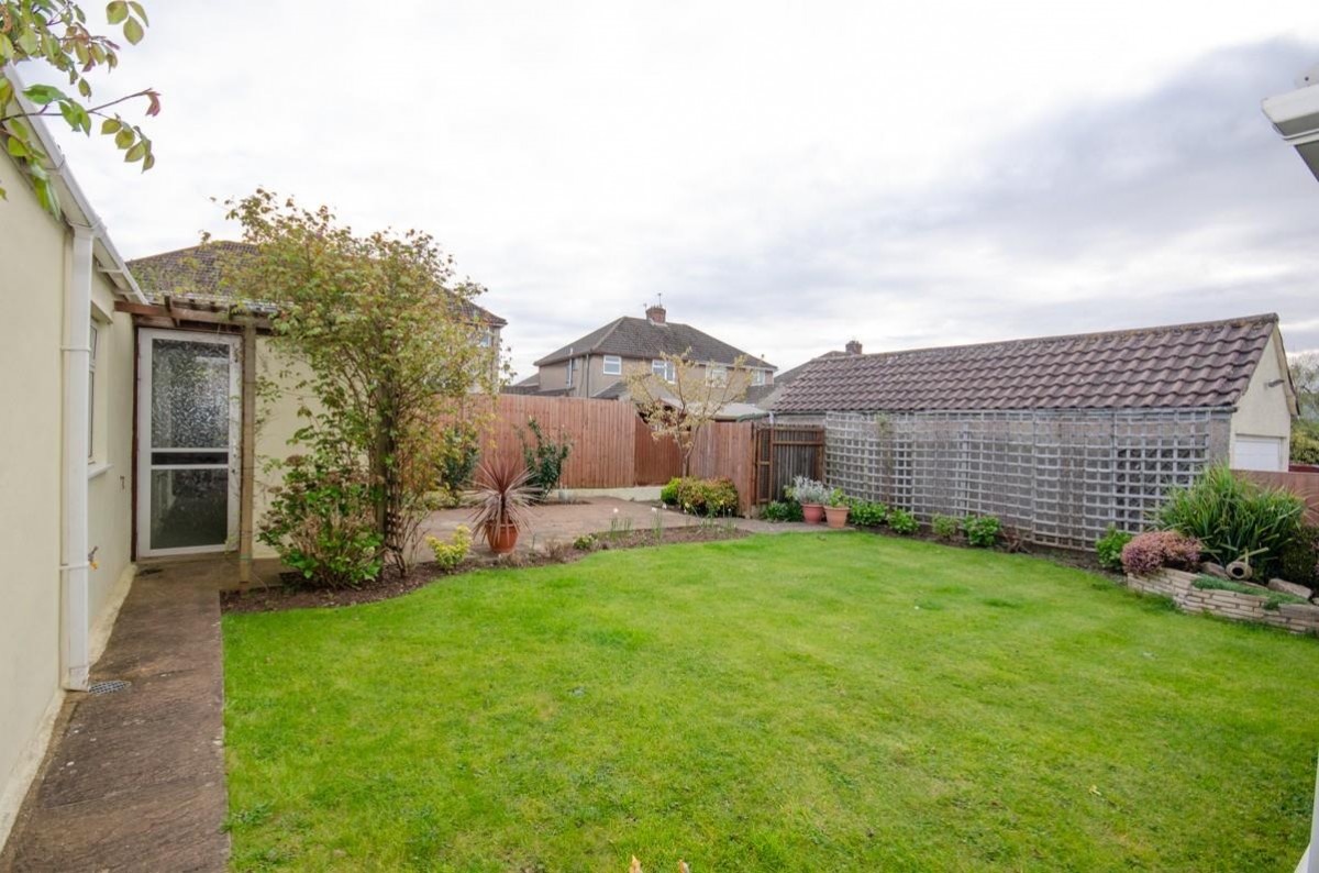 Blackhorse Lane, Downend, Bristol, BS16 6TT
