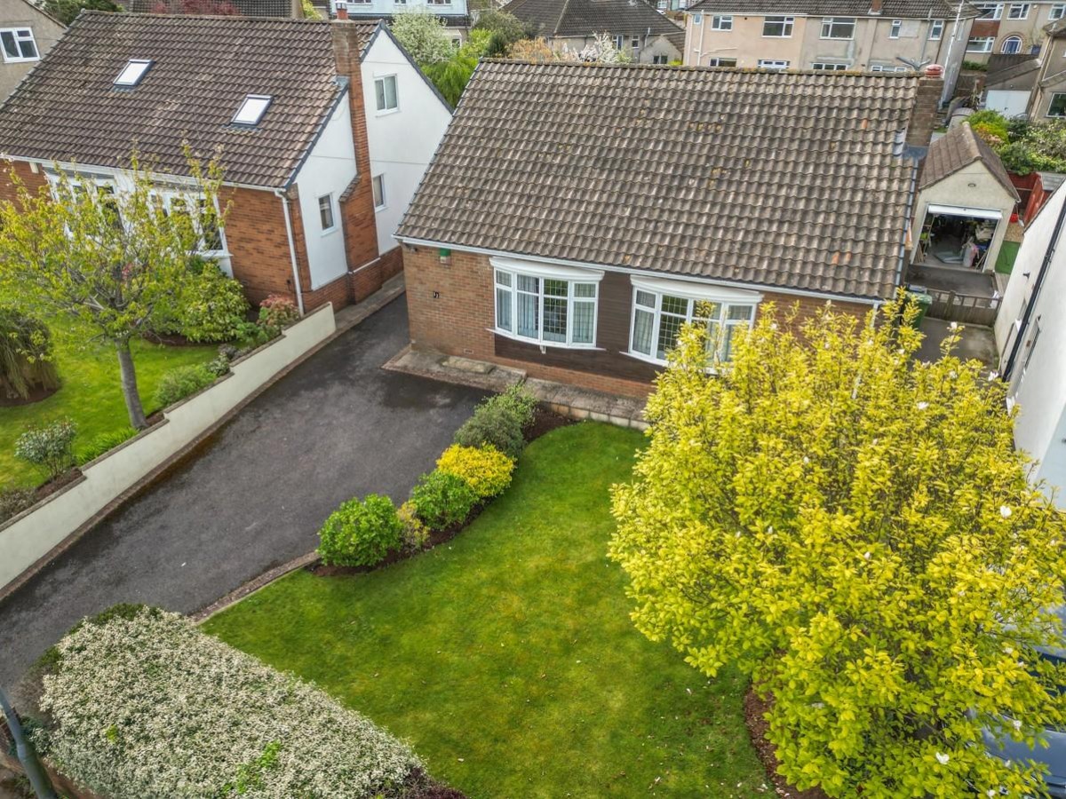 Blackhorse Lane, Downend, Bristol, BS16 6TT