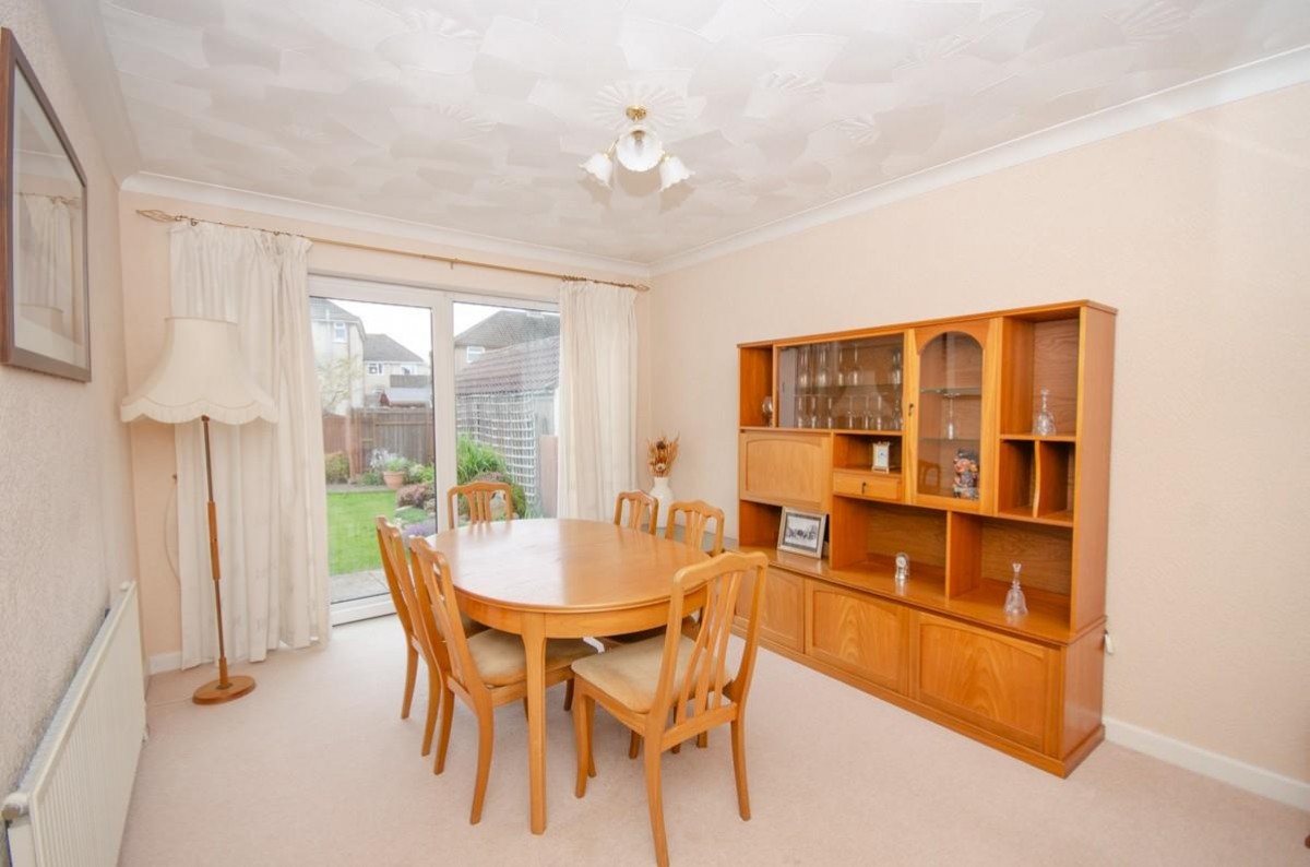 Blackhorse Lane, Downend, Bristol, BS16 6TT