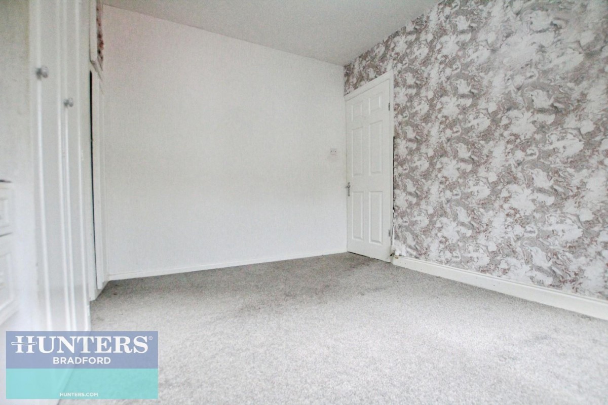 Southmere Crescent Bradford, BD7 3NP